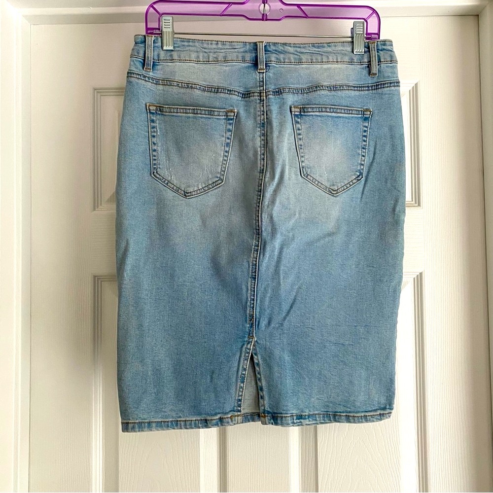 Light Blue Banana Republic Denim Skirt - Picture 2 of 5